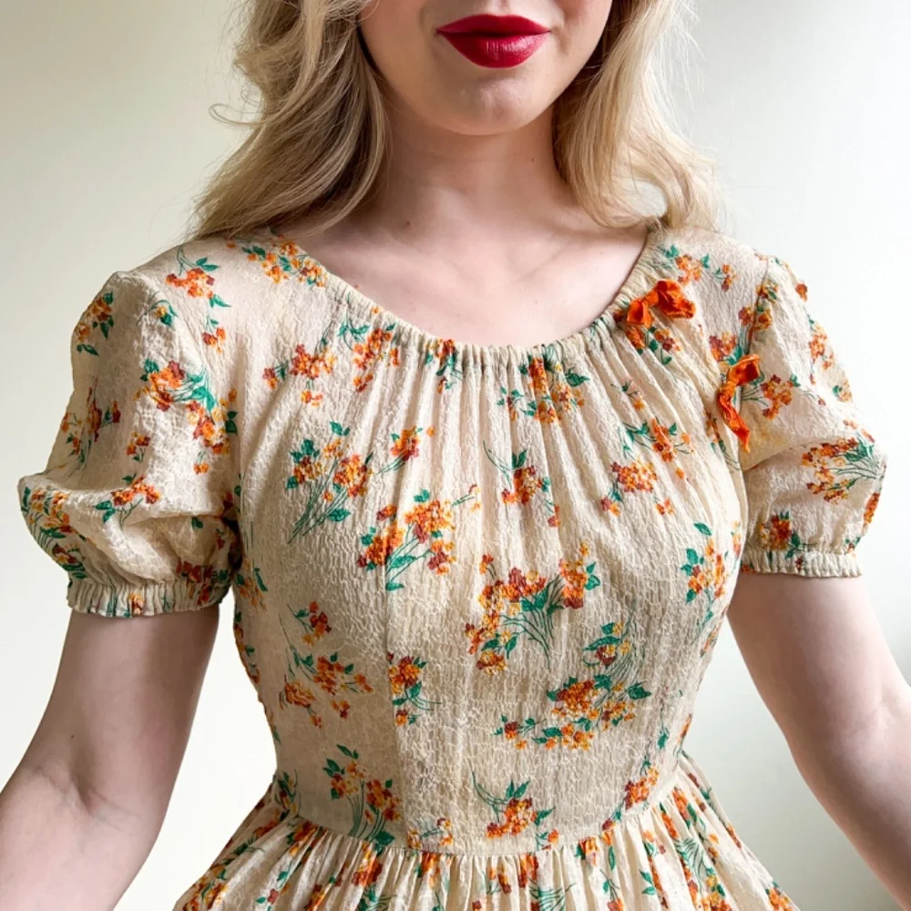 Stunning Vintage 1930s Orange Floral Gown With Velvet Bows (XS/S) - Picture 2 of 14